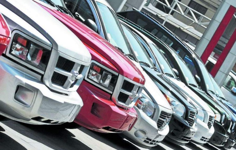 Efecto cambiario y ofertas impulsan baja de 7 en precio de los automóviles el último año