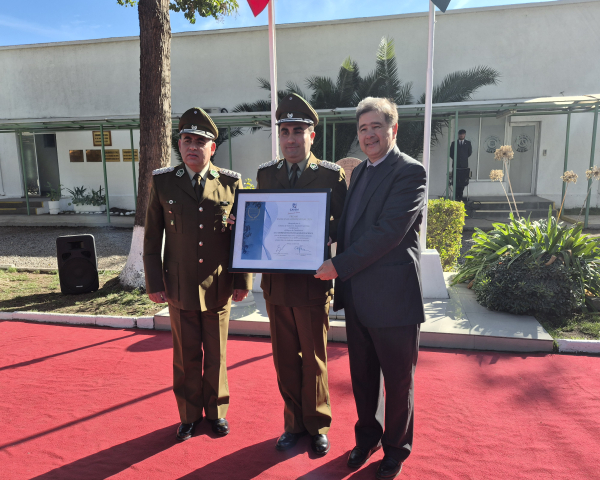 CAVEM RECONOCE LA LABOR DE CARABINEROS DE CHILE EN LA LUCHA CONTRA EL DELITO AUTOMOTOR
