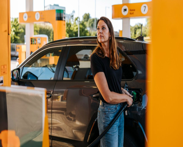 El coche de gasolina pierde la mayoría mundial por primera vez en la ...