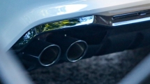 Los proveedores de automóviles abogan por prohibir los combustibles f...